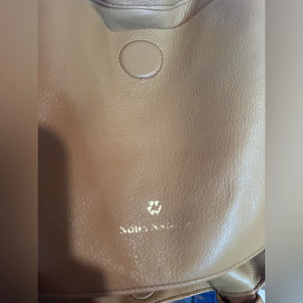 Noha Nadler Charlotte Handbag NEW Tan/ Cappuccino Includes extra pouch